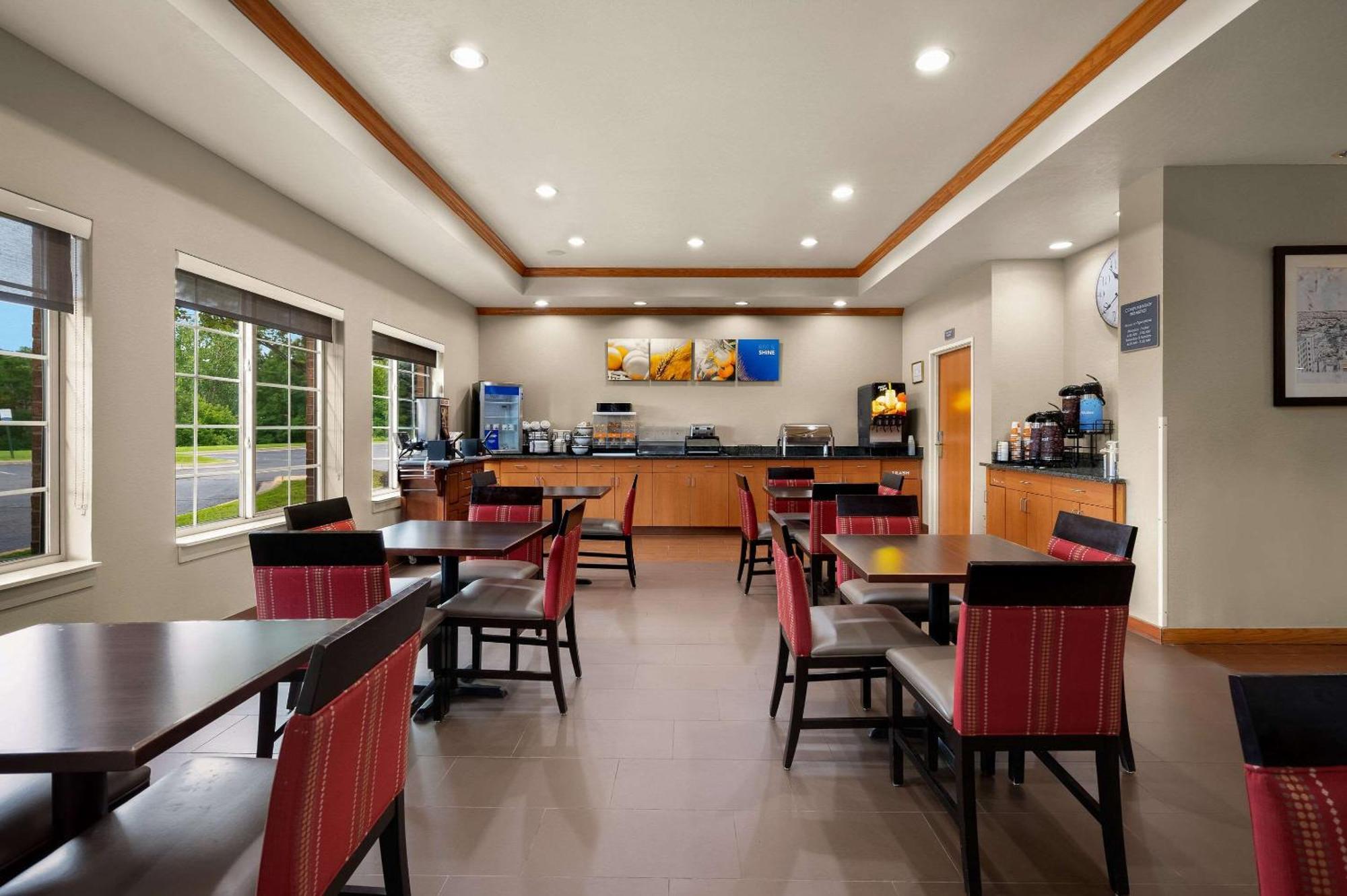 Comfort Inn & Suites Fenton Exteriér fotografie